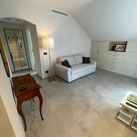 Casa Al Mare Apartment Bordighera Ngoại thất bức ảnh