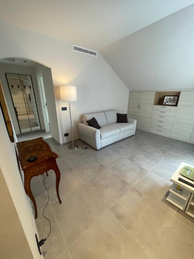 Casa Al Mare Apartment Bordighera Ngoại thất bức ảnh